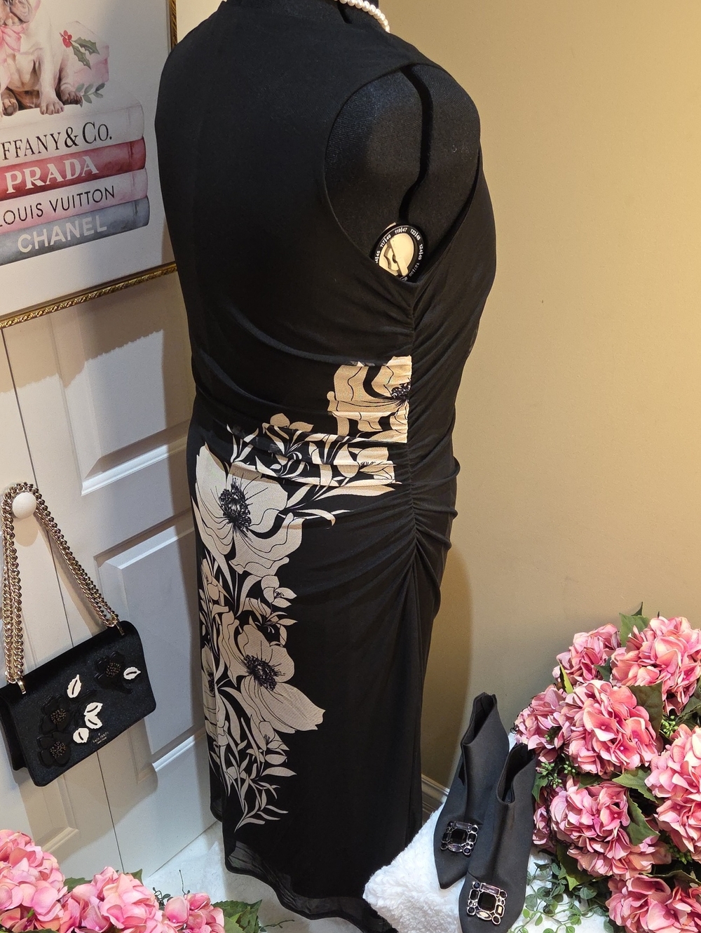 Nwt 2X Rachel Zoe Black Maxi Dress with Cream Floral Motif - Picture 8 of 16